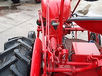 Oldtimer tractor farmall mc cormick, cub , bouwjaar 1947 - afbeelding 8 van  37