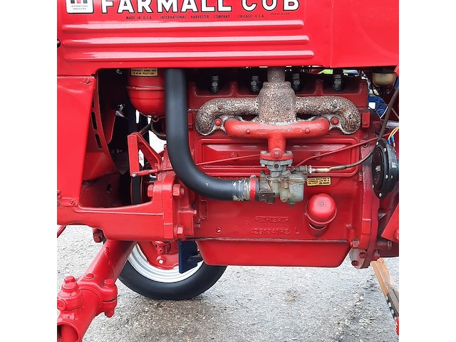 Oldtimer tractor farmall mc cormick, cub , bouwjaar 1947 - afbeelding 11 van  37