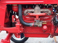 Oldtimer tractor farmall mc cormick, cub , bouwjaar 1947 - afbeelding 11 van  37