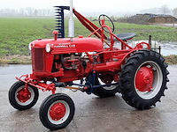 Oldtimer tractor farmall mc cormick, cub , bouwjaar 1947 - afbeelding 1 van  37