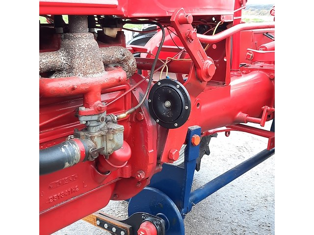 Oldtimer tractor farmall mc cormick, cub , bouwjaar 1947 - afbeelding 13 van  37