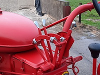 Oldtimer tractor farmall mc cormick, super a, bouwjaar 1948 - afbeelding 6 van  33