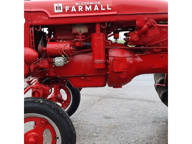Oldtimer tractor farmall mc cormick, super a, bouwjaar 1948 - afbeelding 20 van  33