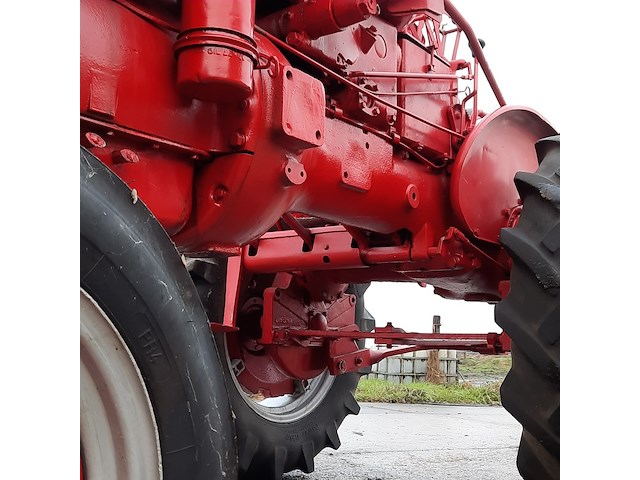 Oldtimer tractor farmall mc cormick, super a, bouwjaar 1948 - afbeelding 21 van  33