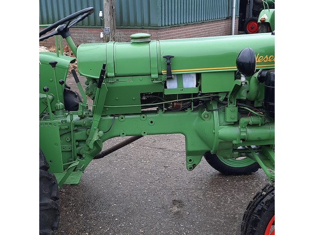 Oldtimer tractor fendt, dieselross fl 114, bouwjaar 1955 - afbeelding 3 van  35