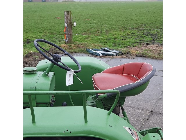 Oldtimer tractor fendt, f12, bouwjaar 1953 - afbeelding 11 van  28