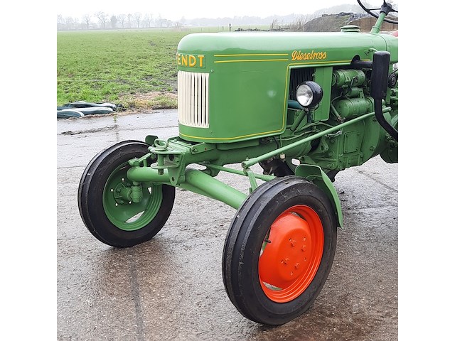 Oldtimer tractor fendt, f12, bouwjaar 1953 - afbeelding 12 van  28