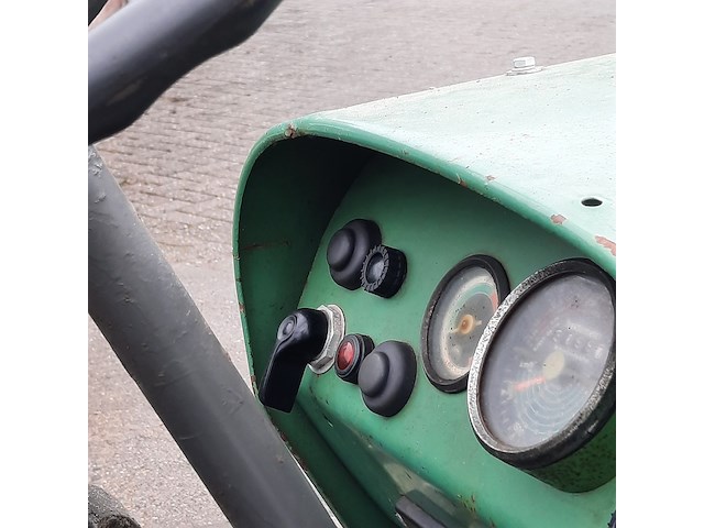 Oldtimer tractor fendt, farmer 1z, bouwjaar 1968 - afbeelding 14 van  30