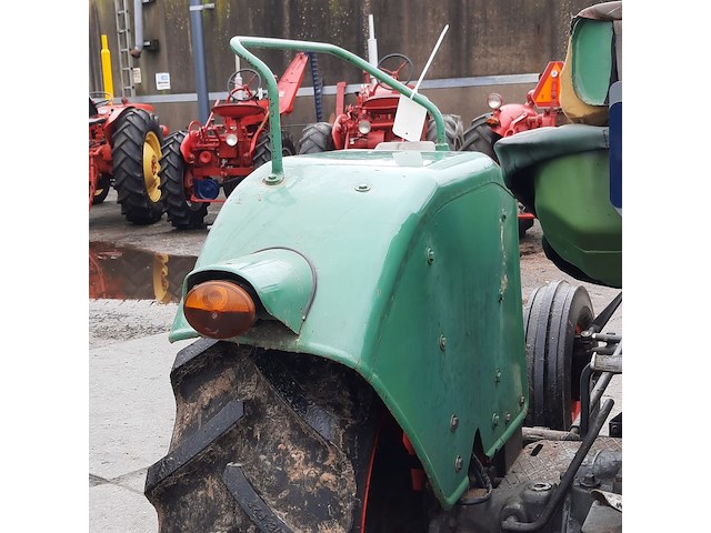 Oldtimer tractor fendt, farmer 1z, bouwjaar 1968 - afbeelding 20 van  30