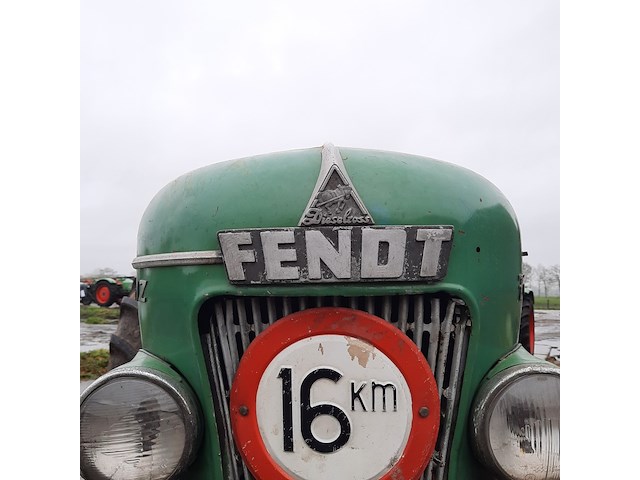 Oldtimer tractor fendt, farmer 1z, bouwjaar 1968 - afbeelding 24 van  30