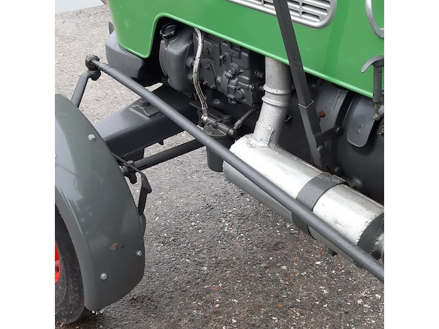 Oldtimer tractor fendt, farmer 2, bouwjaar 1966 - afbeelding 14 van  38