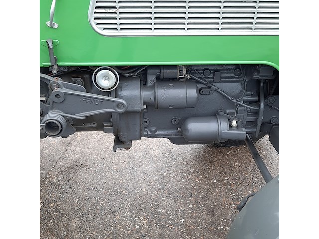 Oldtimer tractor fendt, farmer 2, bouwjaar 1966 - afbeelding 18 van  38