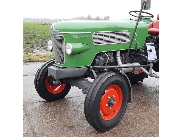 Oldtimer tractor fendt, farmer 2, bouwjaar 1966 - afbeelding 12 van  38