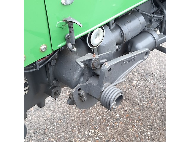 Oldtimer tractor fendt, farmer 2, bouwjaar 1966 - afbeelding 29 van  38