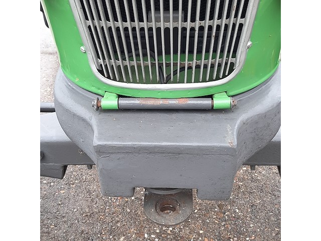 Oldtimer tractor fendt, farmer 2, bouwjaar 1966 - afbeelding 32 van  38