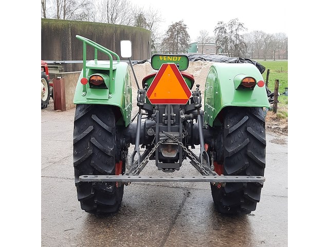 Oldtimer tractor fendt, farmer 2, bouwjaar 1966 - afbeelding 35 van  38