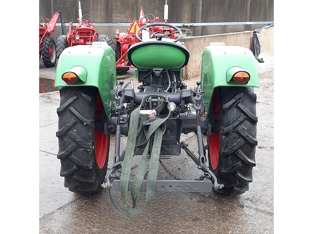 Oldtimer tractor fendt, fix 2 - afbeelding 29 van  31