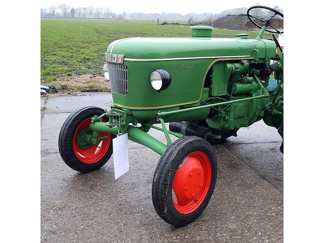 Oldtimer tractor fendt, fix, bouwjaar 1958 - afbeelding 12 van  27