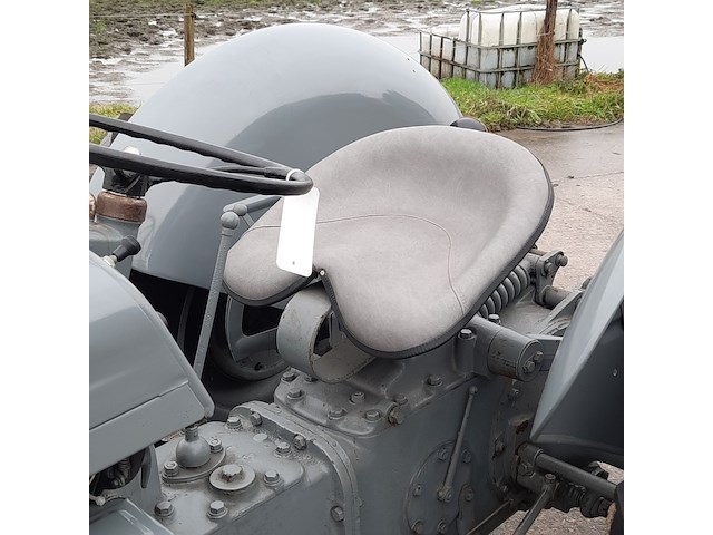 Oldtimer tractor ferguson, ted, bouwjaar 1948 - afbeelding 9 van  45