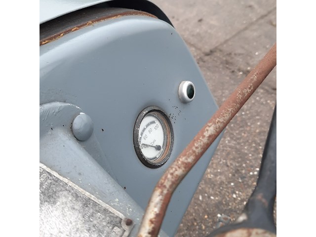 Oldtimer tractor ferguson, ted, bouwjaar 1948 - afbeelding 15 van  45