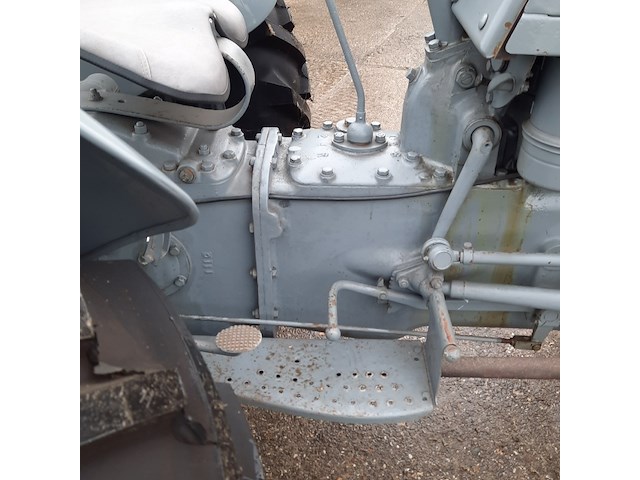 Oldtimer tractor ferguson, ted, bouwjaar 1948 - afbeelding 17 van  45