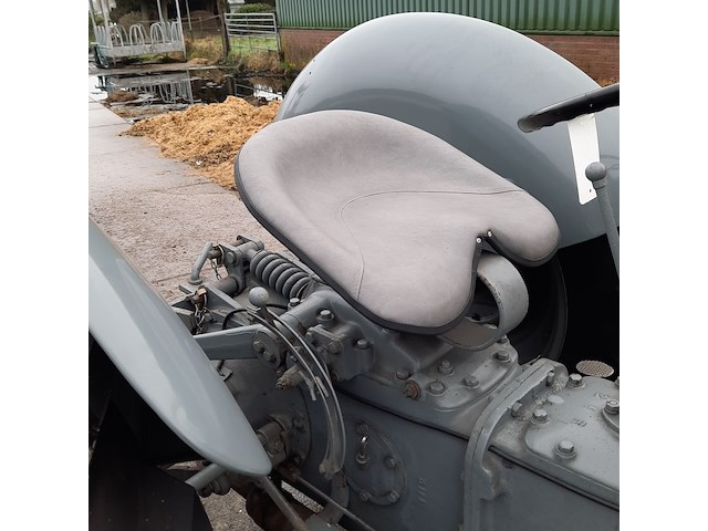 Oldtimer tractor ferguson, ted, bouwjaar 1948 - afbeelding 25 van  45