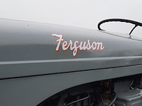 Oldtimer tractor ferguson, ted, bouwjaar 1948 - afbeelding 40 van  45
