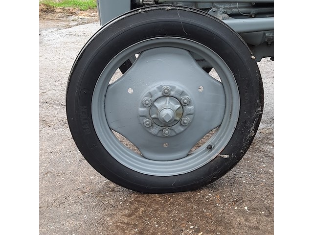 Oldtimer tractor ferguson, ted, bouwjaar 1949 - afbeelding 8 van  38