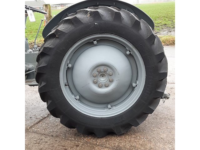 Oldtimer tractor ferguson, ted, bouwjaar 1949 - afbeelding 9 van  38