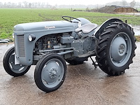 Oldtimer tractor ferguson, ted, bouwjaar 1949 - afbeelding 1 van  38