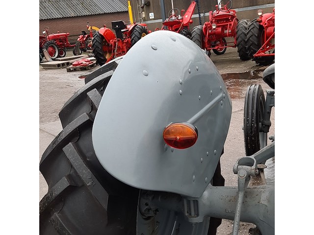 Oldtimer tractor ferguson, ted, bouwjaar 1949 - afbeelding 29 van  38
