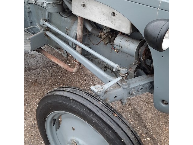 Oldtimer tractor ferguson, ted, bouwjaar 1949 - afbeelding 32 van  38
