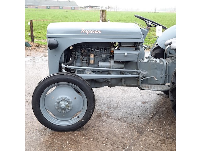 Oldtimer tractor ferguson, ted, bouwjaar 1949 - afbeelding 33 van  38