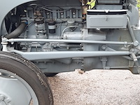 Oldtimer tractor ferguson, tef - afbeelding 8 van  37