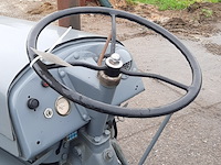 Oldtimer tractor ferguson, tef - afbeelding 15 van  37