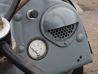 Oldtimer tractor ferguson, tef - afbeelding 17 van  37