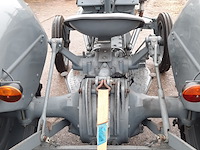 Oldtimer tractor ferguson, tef - afbeelding 18 van  37