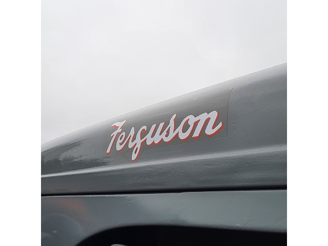 Oldtimer tractor ferguson, tef - afbeelding 31 van  37