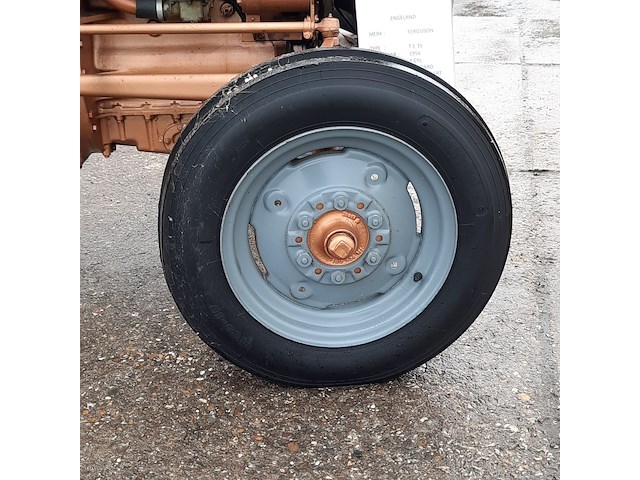 Oldtimer tractor (goudbuik) ferguson, te35, bouwjaar 1956 - afbeelding 3 van  36
