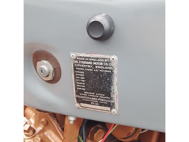 Oldtimer tractor (goudbuik) ferguson, te35, bouwjaar 1956 - afbeelding 14 van  36