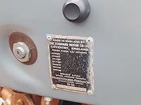 Oldtimer tractor (goudbuik) ferguson, te35, bouwjaar 1956 - afbeelding 14 van  36