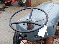 Oldtimer tractor (goudbuik) ferguson, te35, bouwjaar 1956 - afbeelding 28 van  36