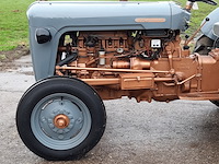 Oldtimer tractor (goudbuik) ferguson, te35, bouwjaar 1956 - afbeelding 23 van  36