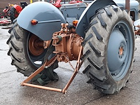 Oldtimer tractor (goudbuik) ferguson, te35, bouwjaar 1956 - afbeelding 34 van  36
