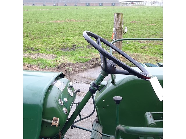 Oldtimer tractor herman lanz, hela, d415, bouwjaar 1951 - afbeelding 10 van  37