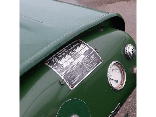 Oldtimer tractor herman lanz, hela, d415, bouwjaar 1951 - afbeelding 15 van  37