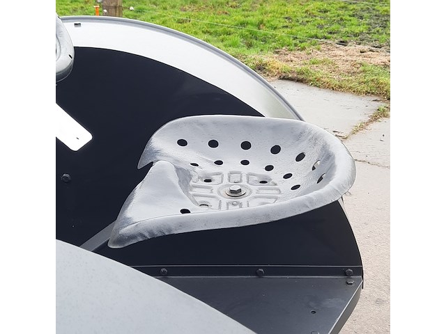 Oldtimer tractor mc comic deering, f13, bouwjaar 1926 - afbeelding 8 van  31