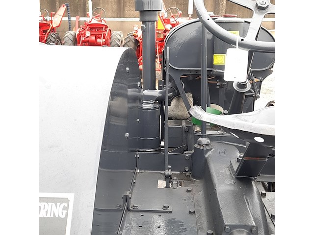 Oldtimer tractor mc comic deering, f13, bouwjaar 1926 - afbeelding 10 van  31