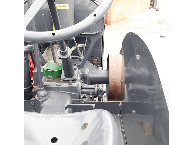 Oldtimer tractor mc comic deering, f13, bouwjaar 1926 - afbeelding 11 van  31