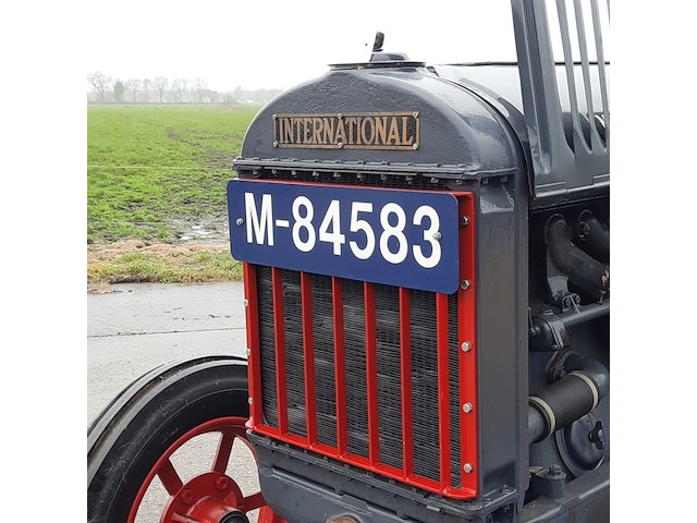 Oldtimer tractor mc comic deering, f13, bouwjaar 1926 - afbeelding 20 van  31